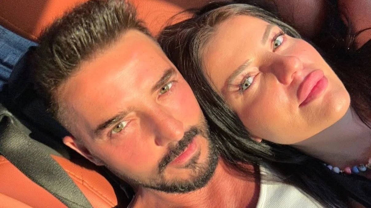 Gökhan Özen’in sevgilisi kimdir kaç yaşındadır? Gökhan Özen’in sevgilisi nerede yaşıyor?