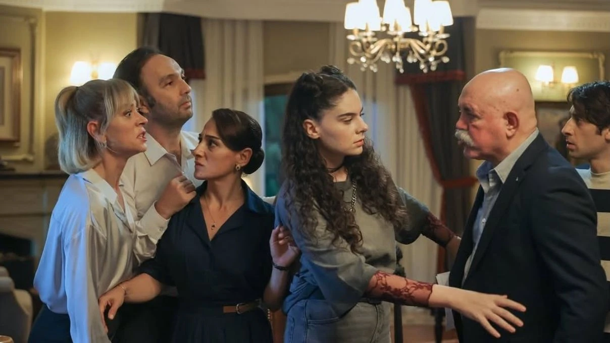Veliaht dizisinde Derya Zülfikar Karslı’nın yerine mi geçiyor? Timur çalınan paraları bulabilecek mi?