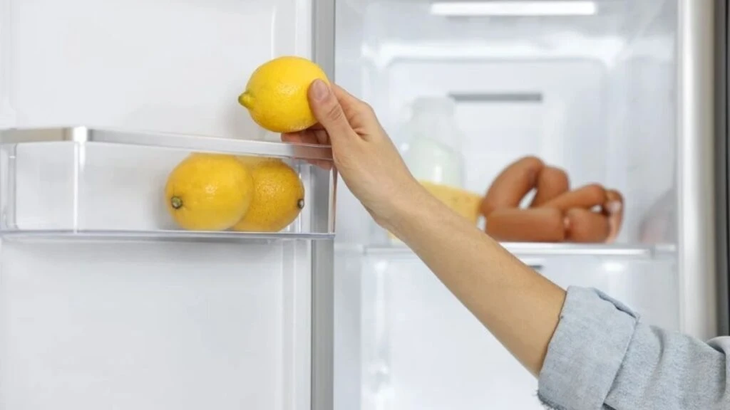 Yarım limonu sakın buzdolabında o yere koymayın! Uzman isimlerden uyarı