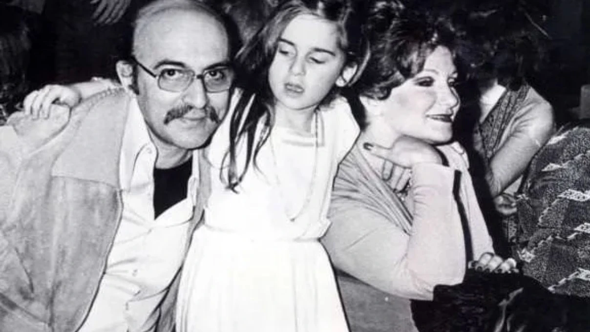 Seren Serengil kardeşi var mı? Seren Serengil’in kardeşi kim? 6 Adsiz tasarim 7 119