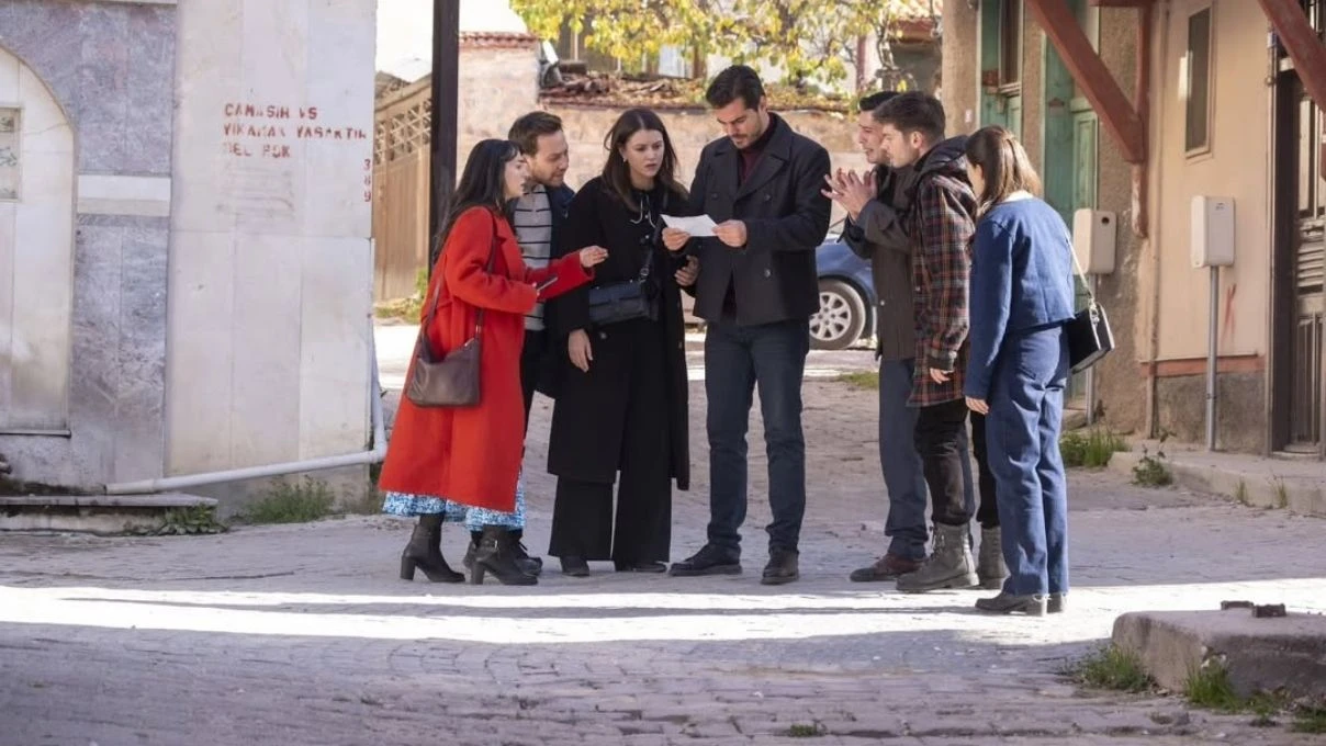 Gönül Dağı 195. Bölümde Nergis Taylan’ı affedecek mi? Çetin ve Esra son kararlarını verecek! 5 Adsiz tasarim 7 122