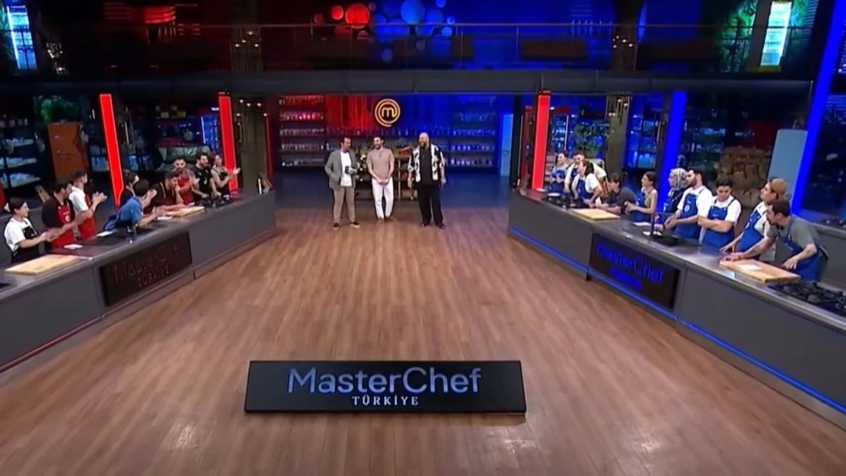 MasterChef 22 Ağustos 2025 takım oyununu kim kazandı? 22 Ağustos 2025 dokunulmazlığı kazanan takım 9 22 Ağustos 2025 MasterChef Türkiye eleme adayı kim oldu