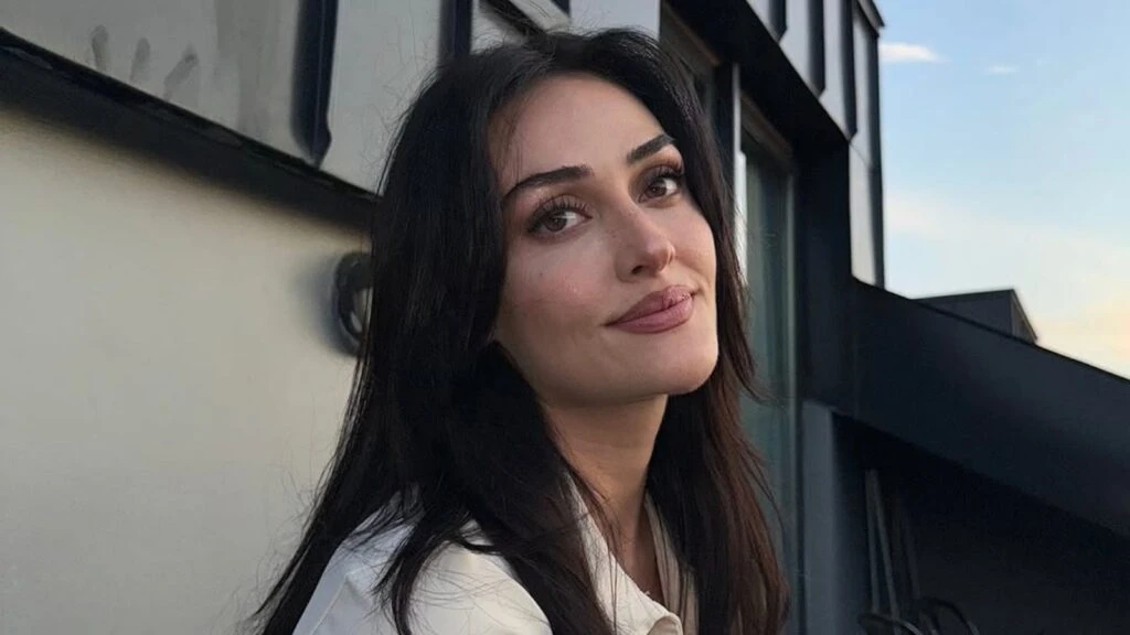 Uzak Şehir dizisinin Alya’sı için ilk teklif Esra Bilgiç’e gitmiş! 