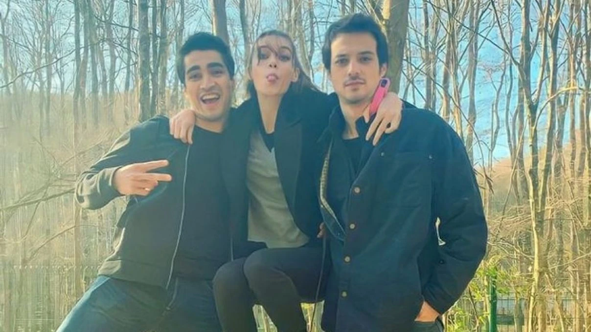 Rahimcan Kapkap ve Afra Saraçoğlu sevgili mi? Eski sevgili Mert Ramazan Demir detayı dikkat çekti 8 Rahimcan Kapkap ve Afra Saraçoğlu sevgili mi? Eski sevgili Mert Ramazan Demir detayı dikkat çekti