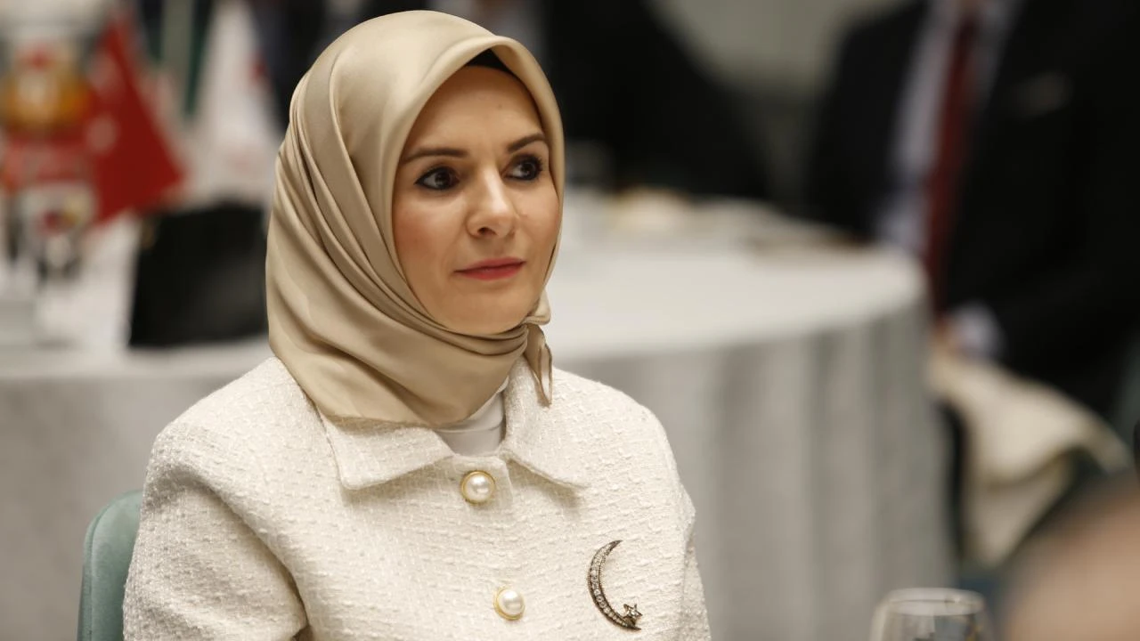 Aile Bakani Mahinur Ozdemir Goktas