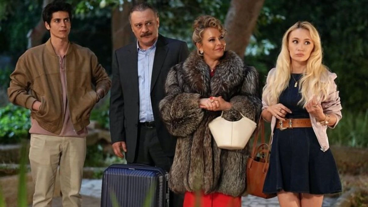 Aile Saadeti dizisi 1 bolum