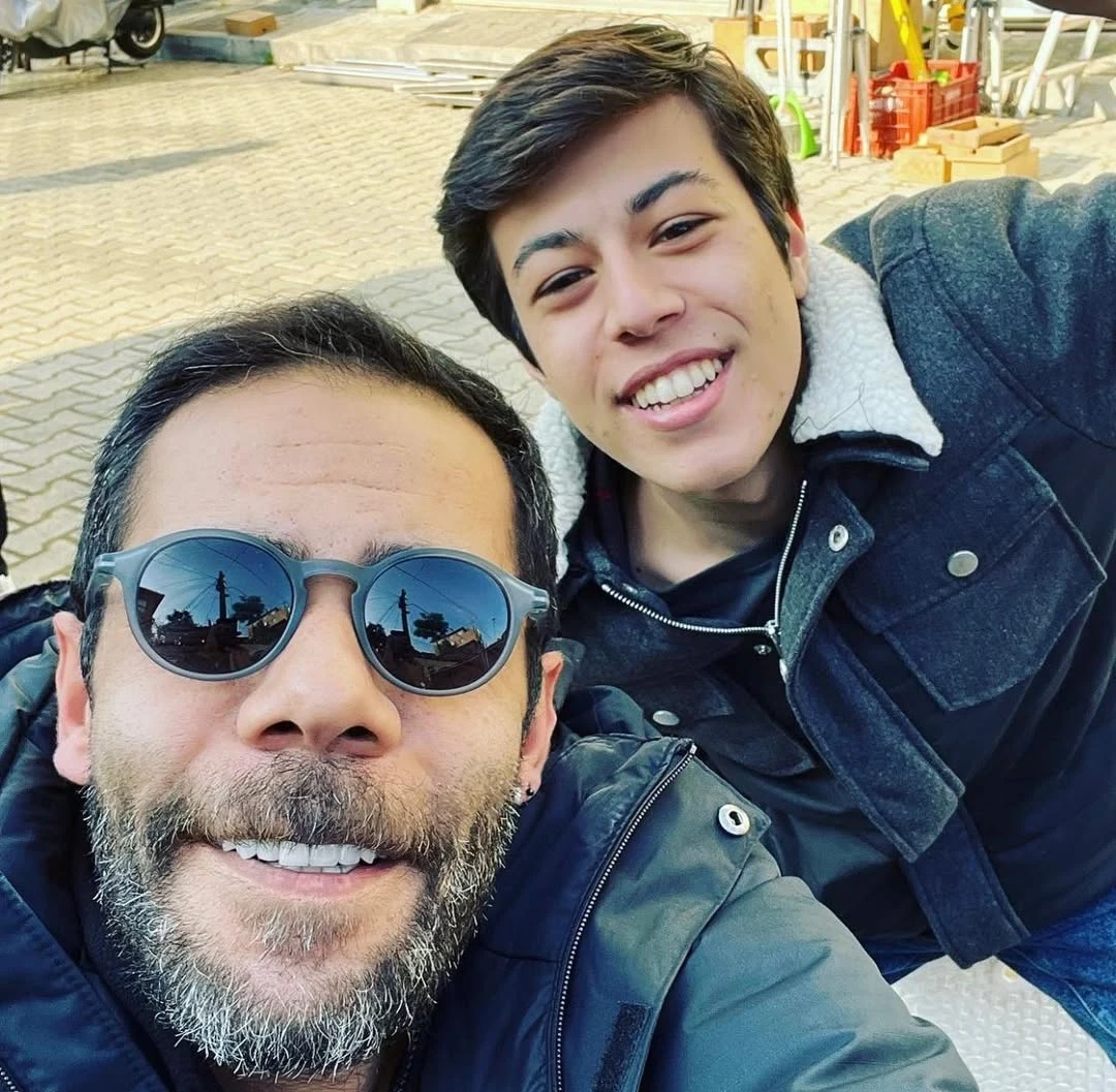 Bizim Hikaye’nin Fikret’i Alp Akar Survivor 2026 kadrosuna dahil oldu! Kariyerine yeni bir başarı ekleyecek 9 Alp Akar 3