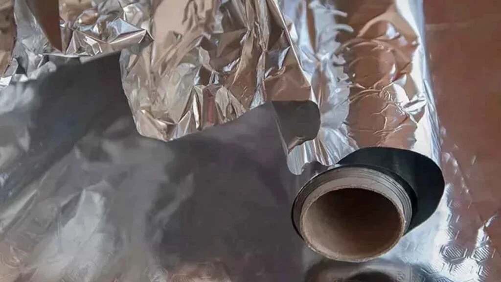 Alüminyum folyo deyip geçmeyin! Tam bir yardımcı