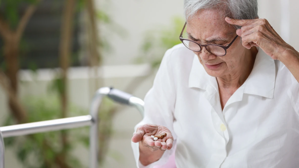 Alzheimer sessizce geliyor belirti vermiyor! Kadınlar erkeklere göre daha yüksek risk altında 3 Alzheimer 1