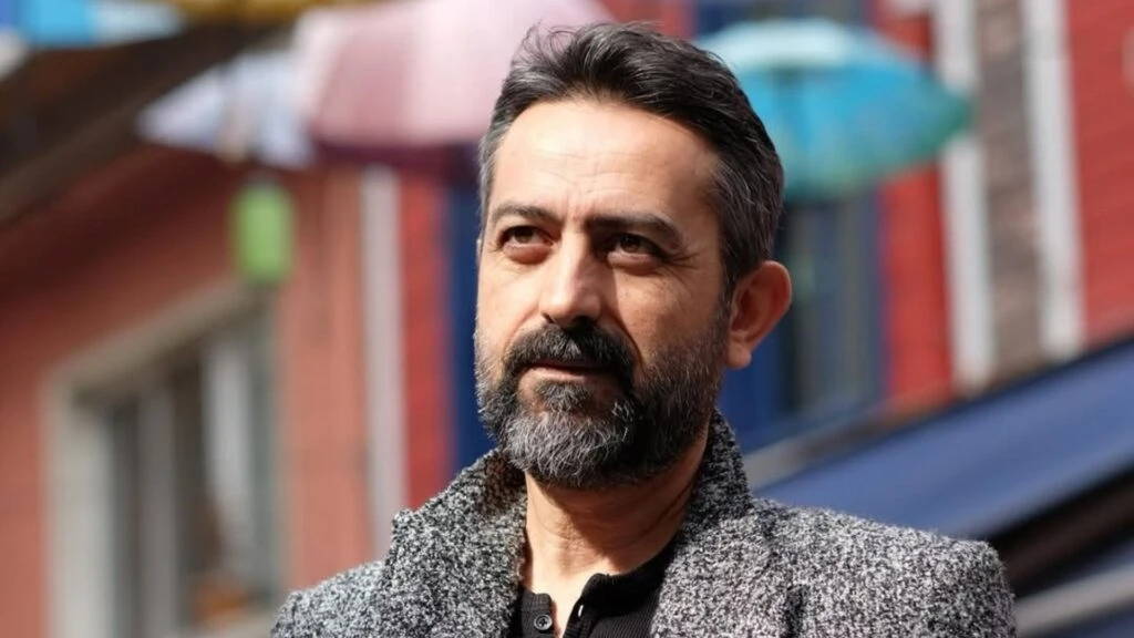 Arka Sokaklar dizisinin Cevher Sanlisi Nail Kirmizigul kimdir Hangi dizilerde rol aldi