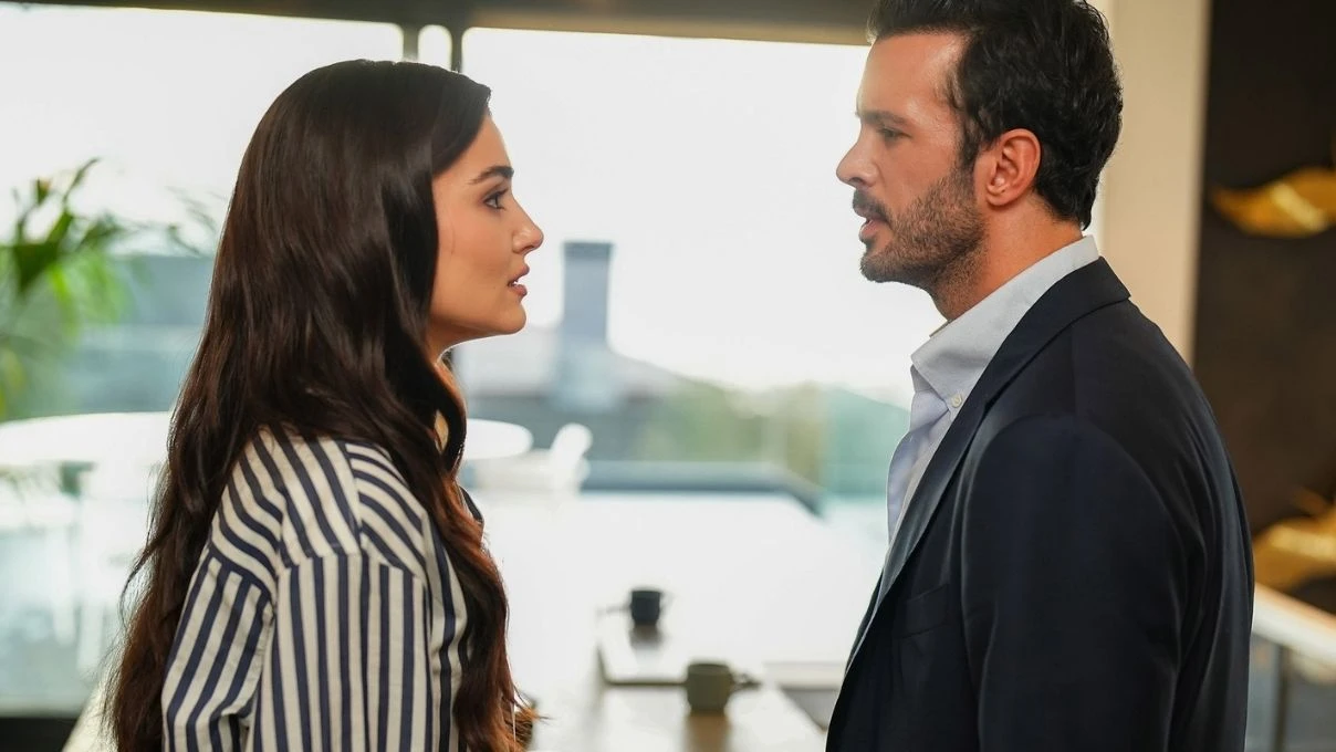 Hande Erçel ve Barış Arduç'un 3. projesi de fiyasko çıktı! Peşin fiyat aldıkları dizide bitiyor