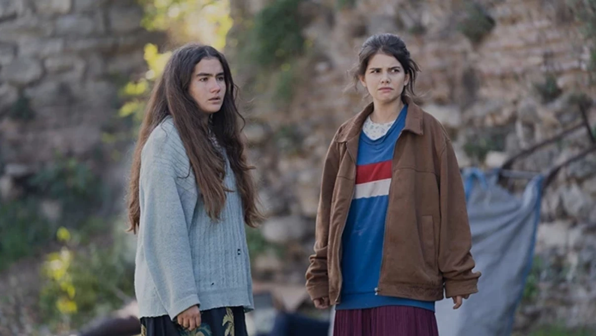 Sahipsizler dizisi bu akşam var mı? Sahipsizler dizisinde ne olur 7 Asli 2025 11 12T161911.312