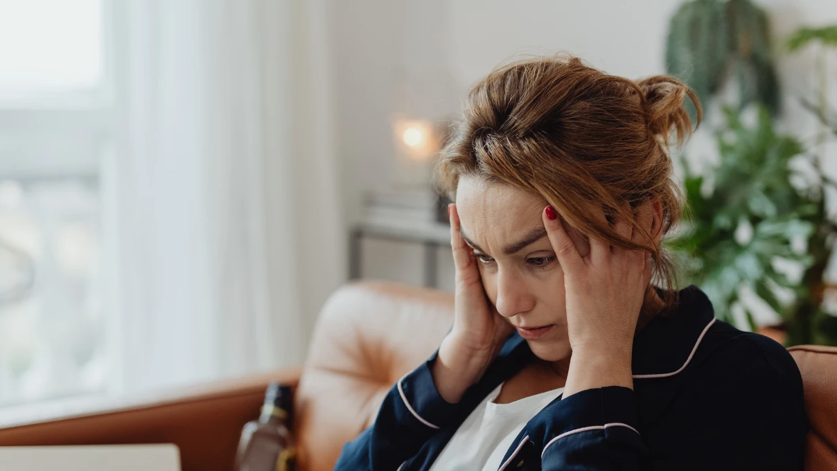 Kış aylarında artan baş ağrısının nedeni eviniz olabilir! Kaloriferlere dikkat 8 Asli 2025 11 29T142129.132