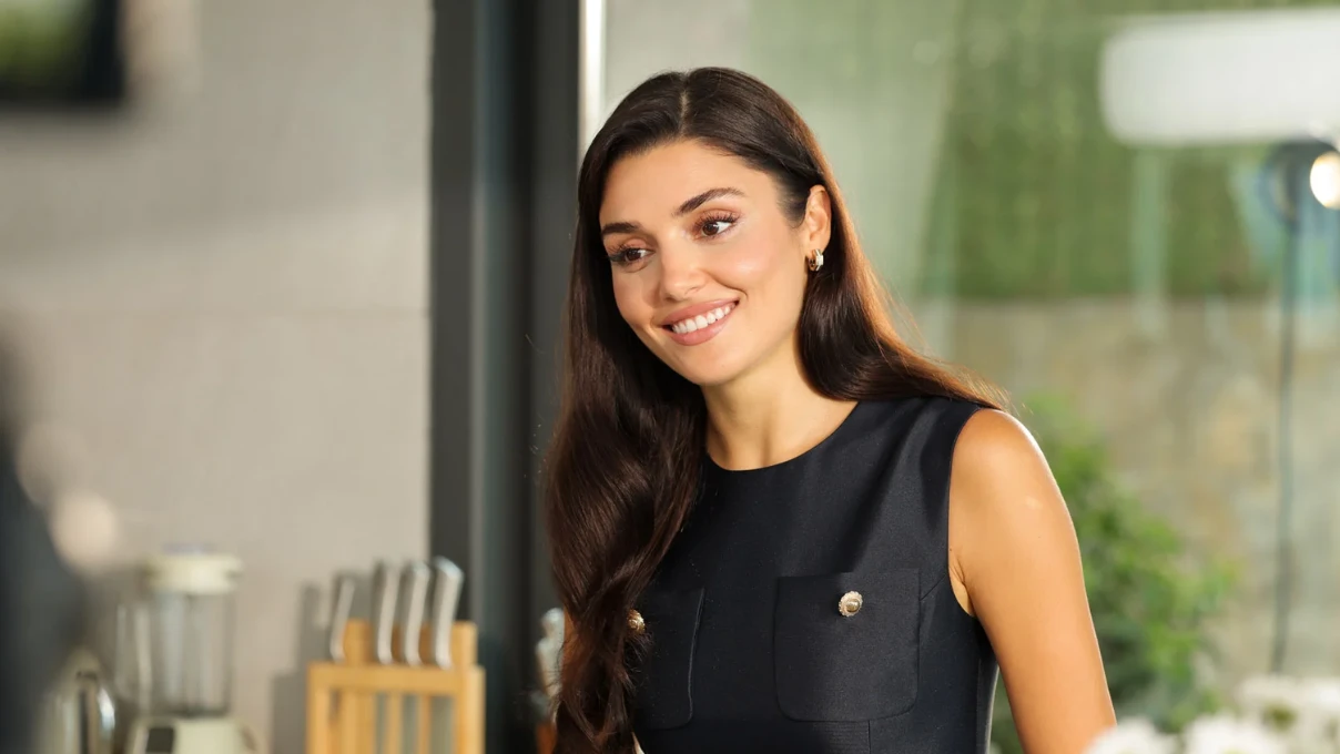 Hande Erçel'in yeni aşkı gündem oldu! Sevgilisinin 45 yaşında olduğu iddia edildi 5 Asli 2025 12 11T161019.676