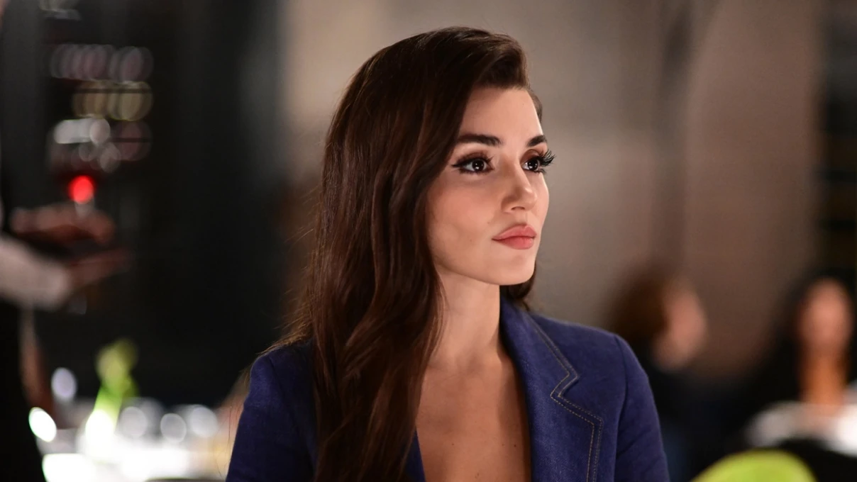 Hande Erçel'in yeni aşkı gündem oldu! Sevgilisinin 45 yaşında olduğu iddia edildi 7 Asli 2025 12 11T161124.029