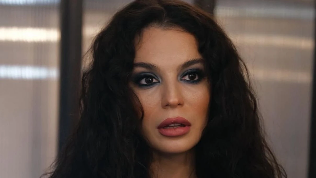 Aslı Bekiroğlu’ndan şoke eden mobbing açıklaması! “İşçilerle yemek yemek yasak” 5 Aslı Bekiroğlu’ndan şoke eden mobbing açıklaması! “İşçilerle yemek yemek yasak”