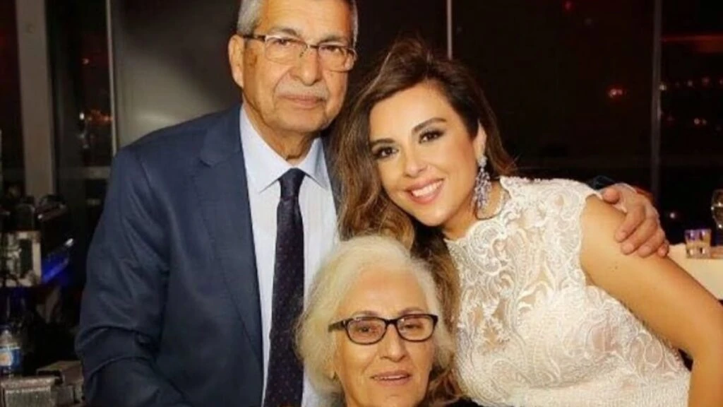 Annesinin vefat haberiyle sarsılan Aslı Hünel’den ilk paylaşım! 