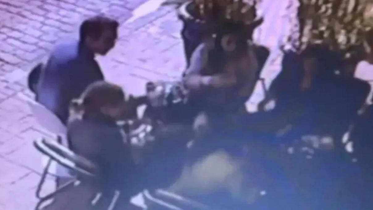 Ayben Özçilingir Turtura kimdir kaç yaşında? Sağlık durumu merak ediliyor 5 Ayben Ozcilingir Turtura 6