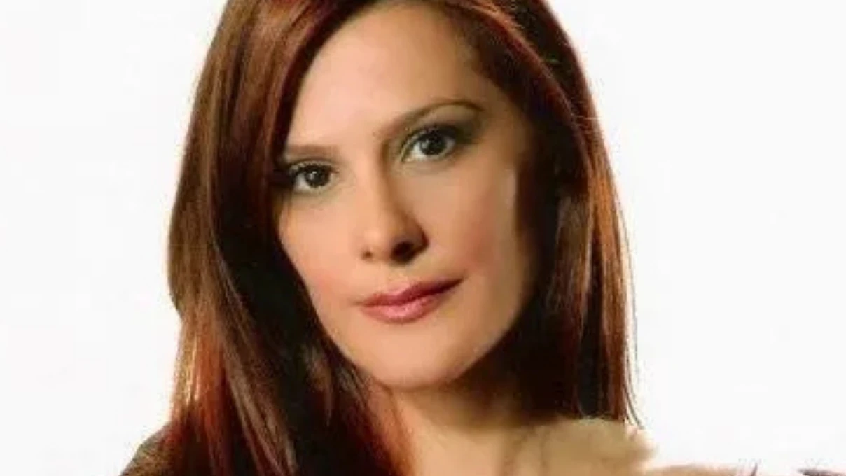 Ayca Mutlugil 4