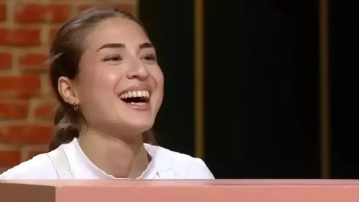 Ayla Canpunar 4