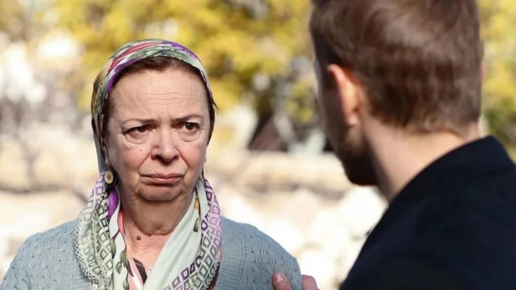Çift Kişilik Oda’nın Münevver’i Ayşe Tunaboylu kimdir? Ayşe Tunaboylu oynadığı dizi ve filmler 6 Ayşe-Tunaboylu