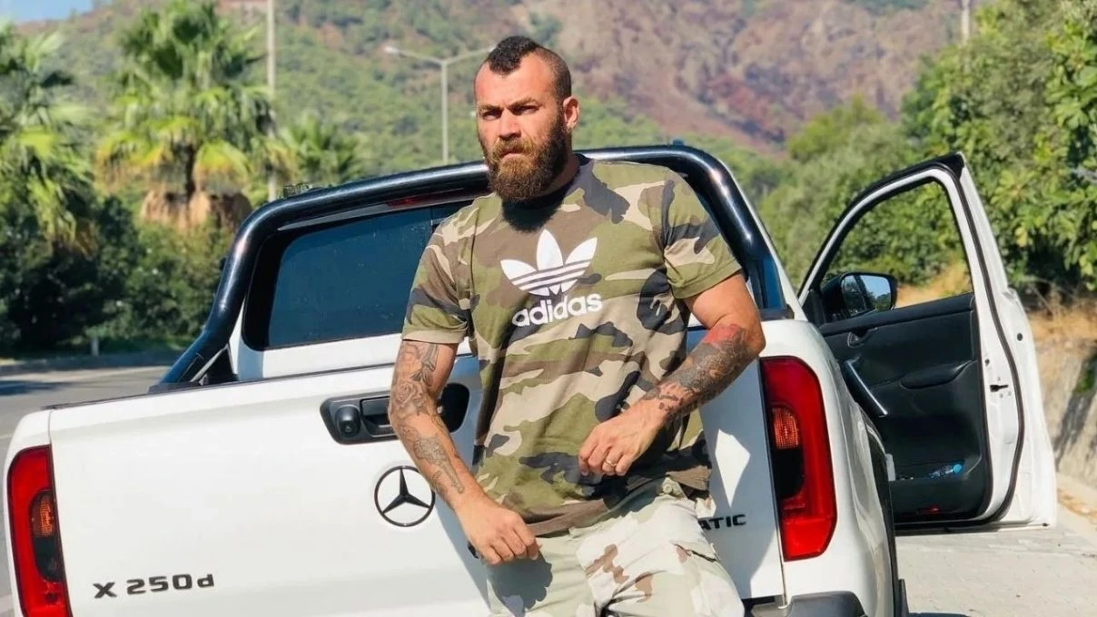 Bahadır Ünlü kimdir, kaç yaşında? Bahadır Ünlü hangi dizilerde oynadı?