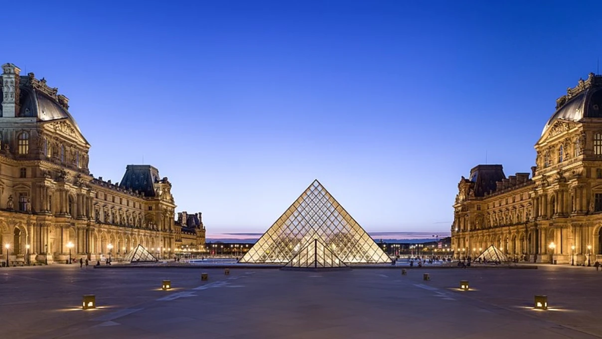 Louvre Müzesi’nin en önemli eserleri neler? Louvre Müzesi’nde neler çalındı? 