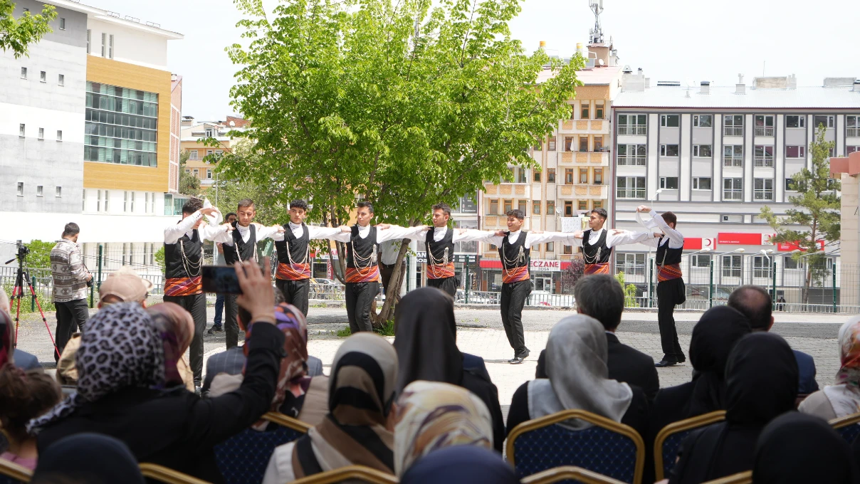 Bayburt 1 1