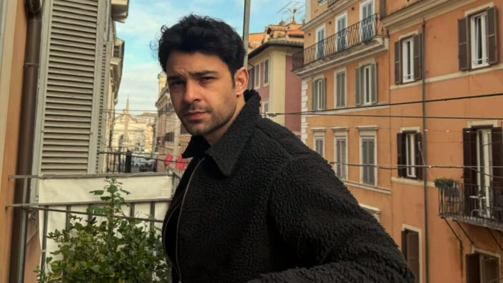 Leyla dizisinin Halil’i Berk Bakioğlu kimdir? Berk Bakioğlu kaç yaşında nasıl ünlü oldu? 