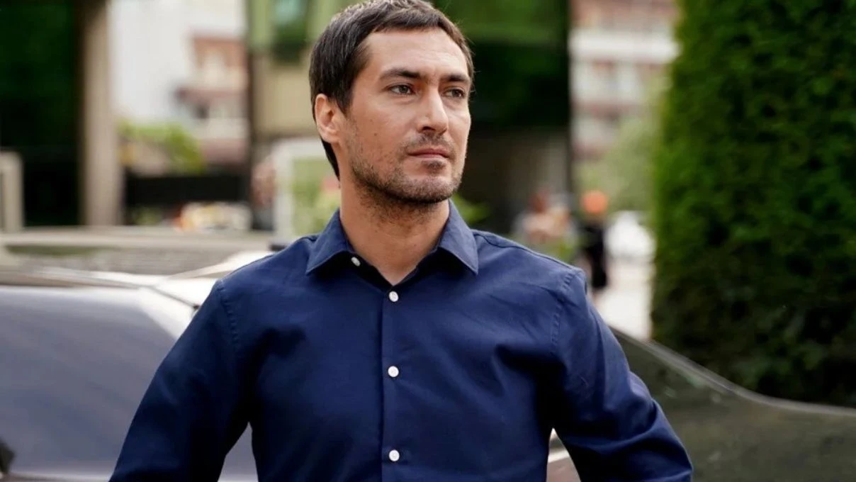 Berk Hakman Sahtekarlar dizisine dahil oldu! ‘Koray’ karakteriyle ekranlara dönüyor
