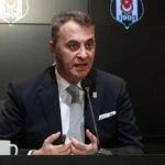Besiktasin eski baskani Fikret Orman Guzide Duran askiyla genclesti Saclari dikkat cekti
