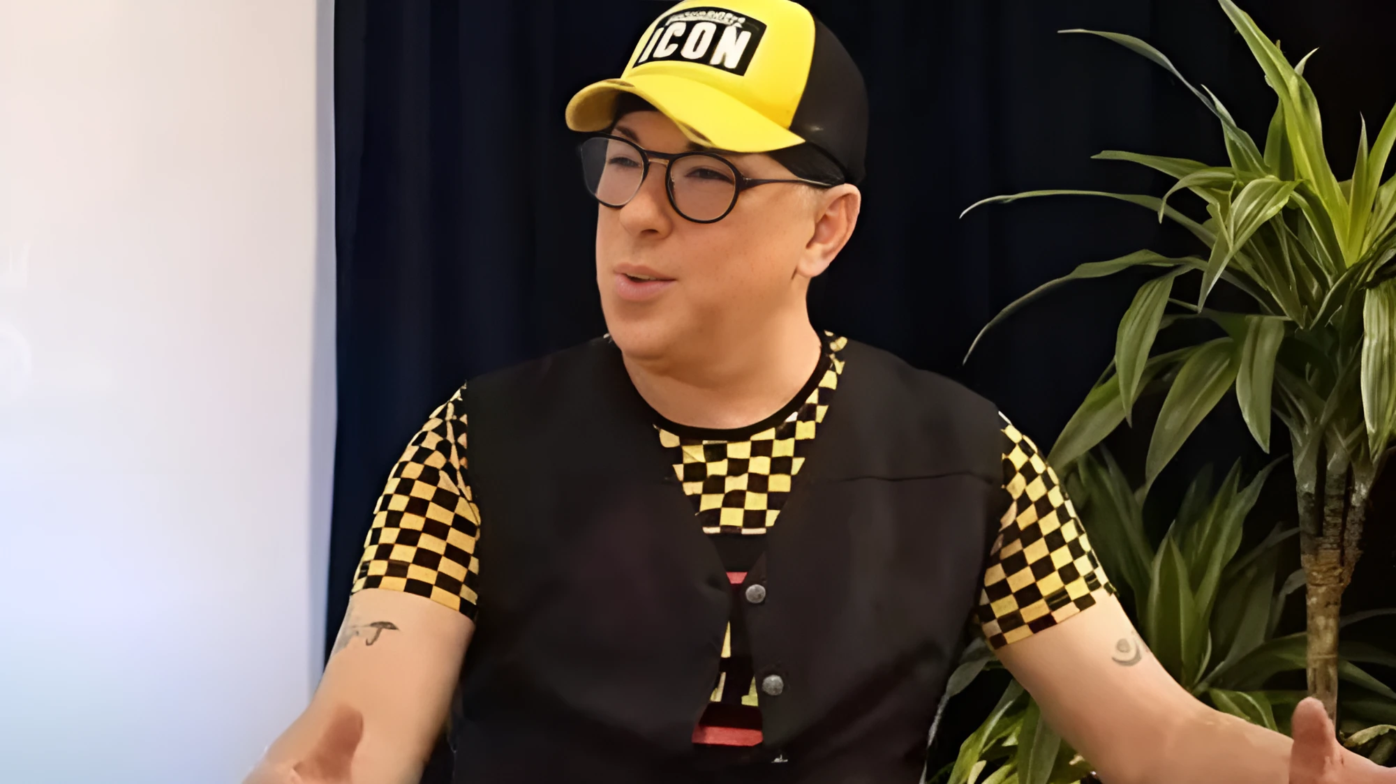 Laptop Recai Bülent Çarıkçı kimdir hangi dizilerde oynadı? Bülent Çarıkçı yıllar sonra gündem oldu 4 Bulent Carikci 1 restored