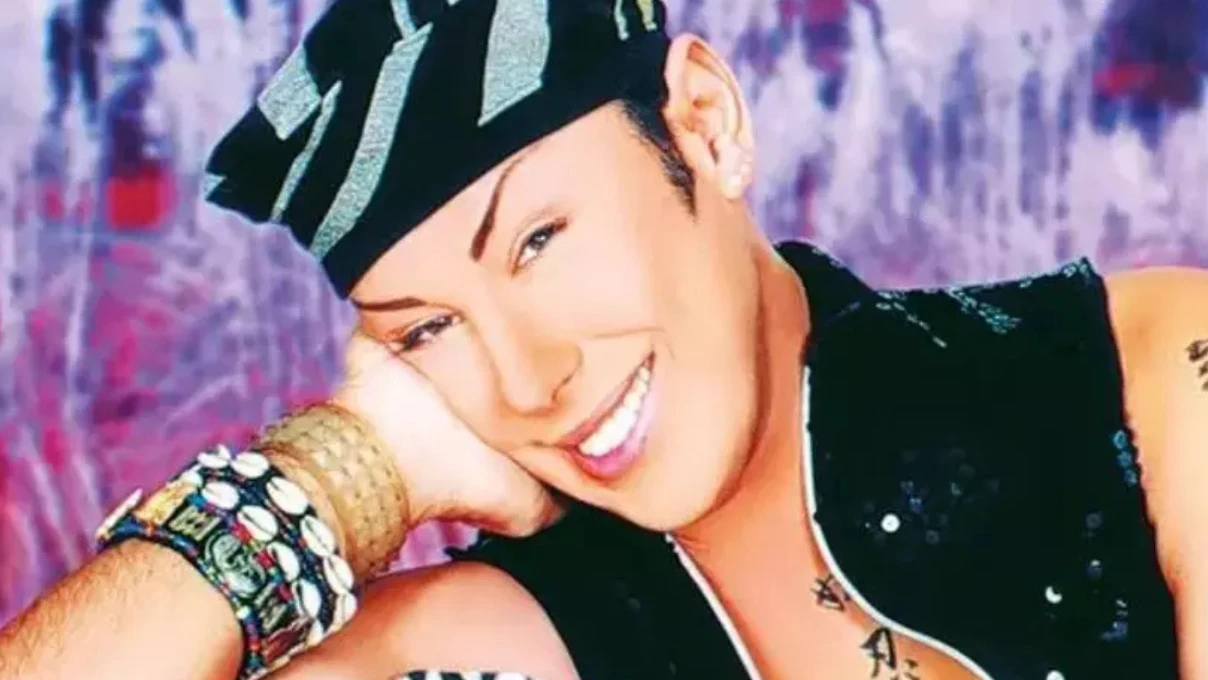 Laptop Recai Bülent Çarıkçı kimdir hangi dizilerde oynadı? Bülent Çarıkçı yıllar sonra gündem oldu 8 Bulent Carikci 6