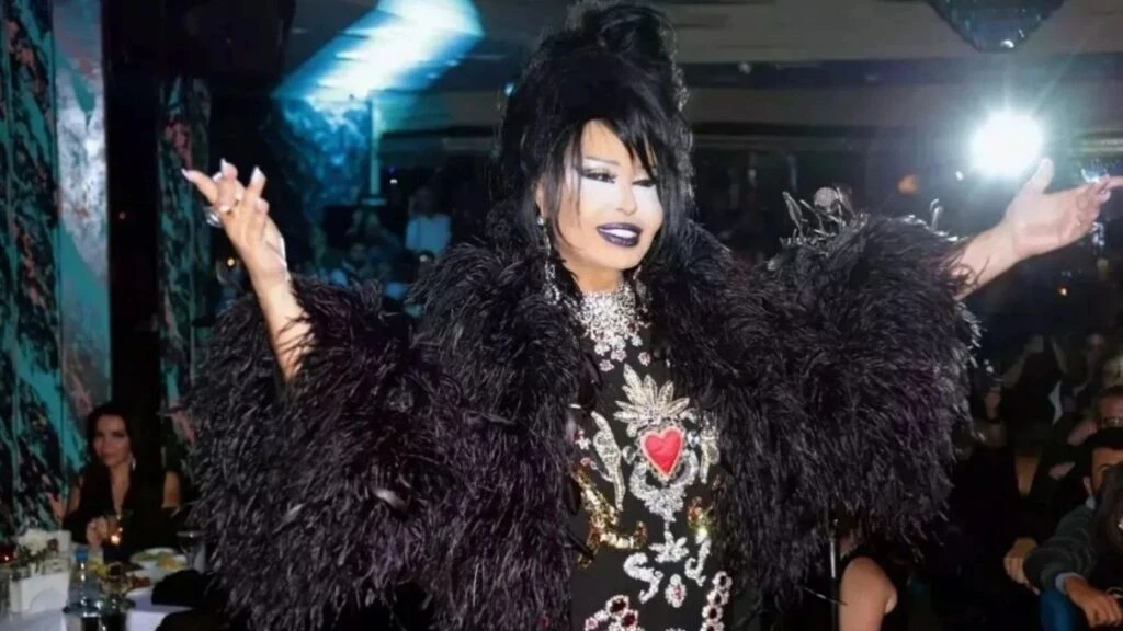 Bülent Ersoy’dan dinleyicilerine sert çıkış! “Beni çek beni”