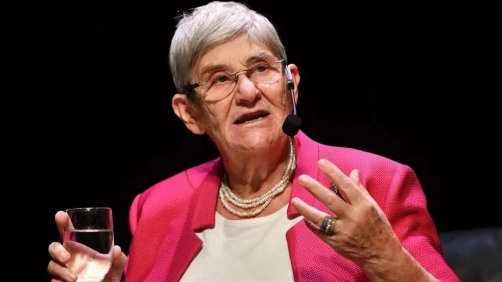 Canan Karatay “En güçlü antibiyotiktir” dedi! Anne sütündeki bilinmeyenler