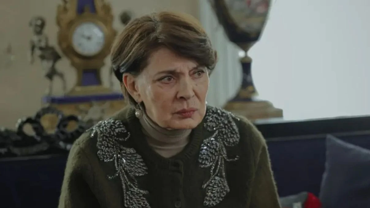 Çarpıntı 11. bölümde Reyhan gerçekte kızının olmadığını öğrenecek mi? Reyhan’ın Halit’le iş birliği ortaya çıkacak mı? 