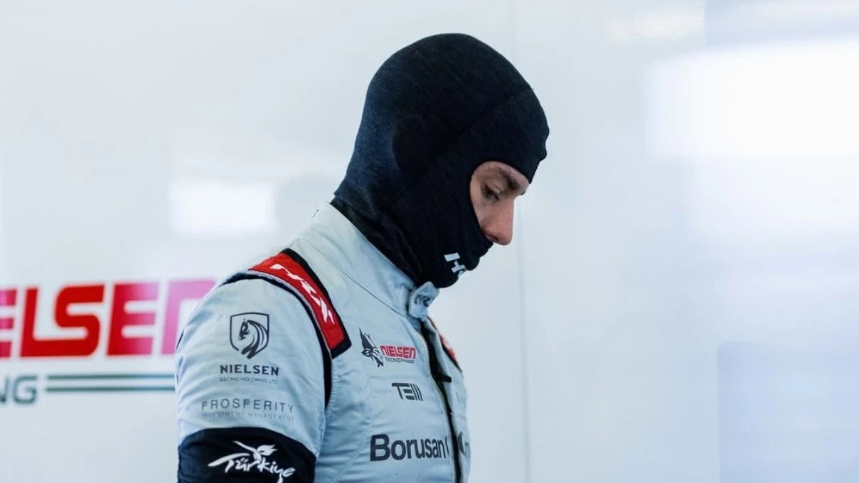 Cem Bölükbaşı kimdir, kaç yaşında? Cem Bölükbaşı’nın mesleği ne, kiminle sevgili? 6 Cem Bölükbaşı kimdir, kaç yaşında? Cem Bölükbaşı’nın mesleği ne, kiminle sevgili?