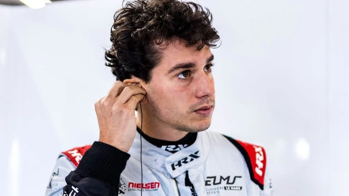 Cem Bölükbaşı kimdir, kaç yaşında? Cem Bölükbaşı’nın mesleği ne, kiminle sevgili? 5 Cem Bölükbaşı kimdir, kaç yaşında? Cem Bölükbaşı’nın mesleği ne, kiminle sevgili?