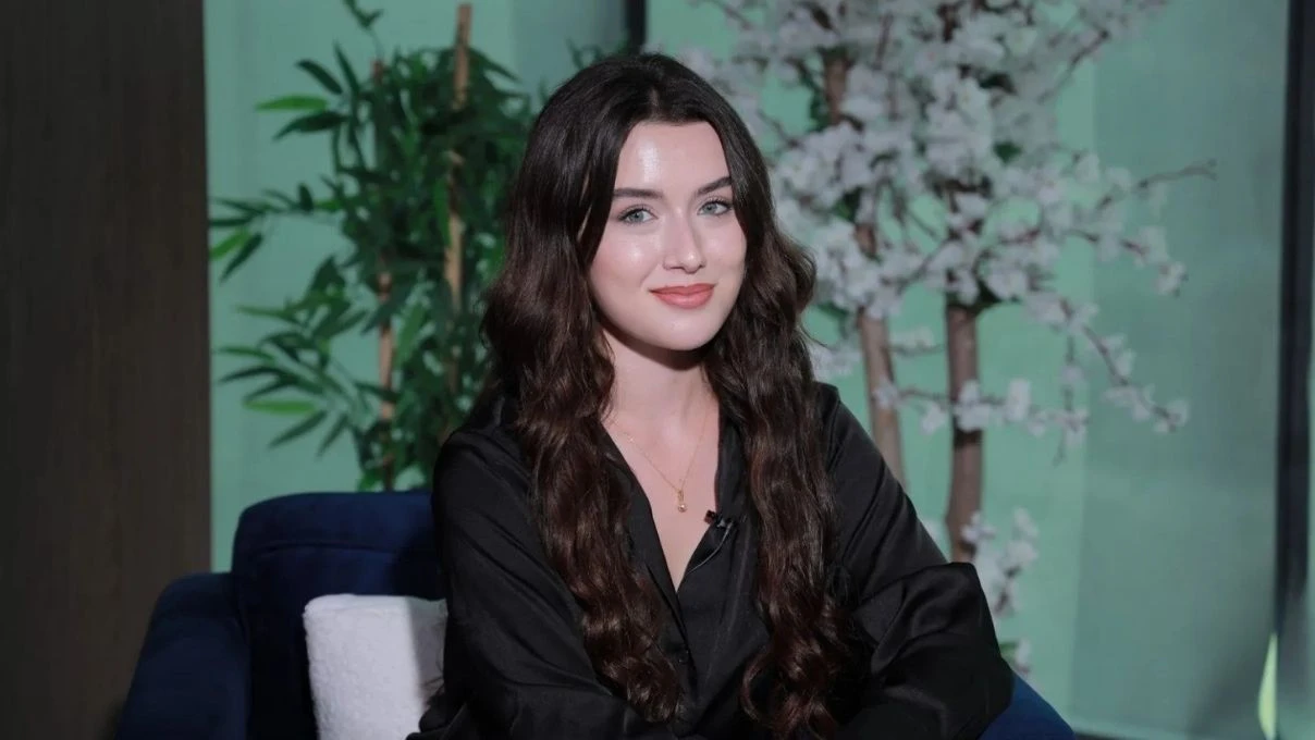 Cemre Arda’dan yeni proje atağı! Aşık Veysel filmiyle geri dönüyor 6 Cemre Arda’dan yeni proje atağı! Aşık Veysel filmiyle geri dönüyor