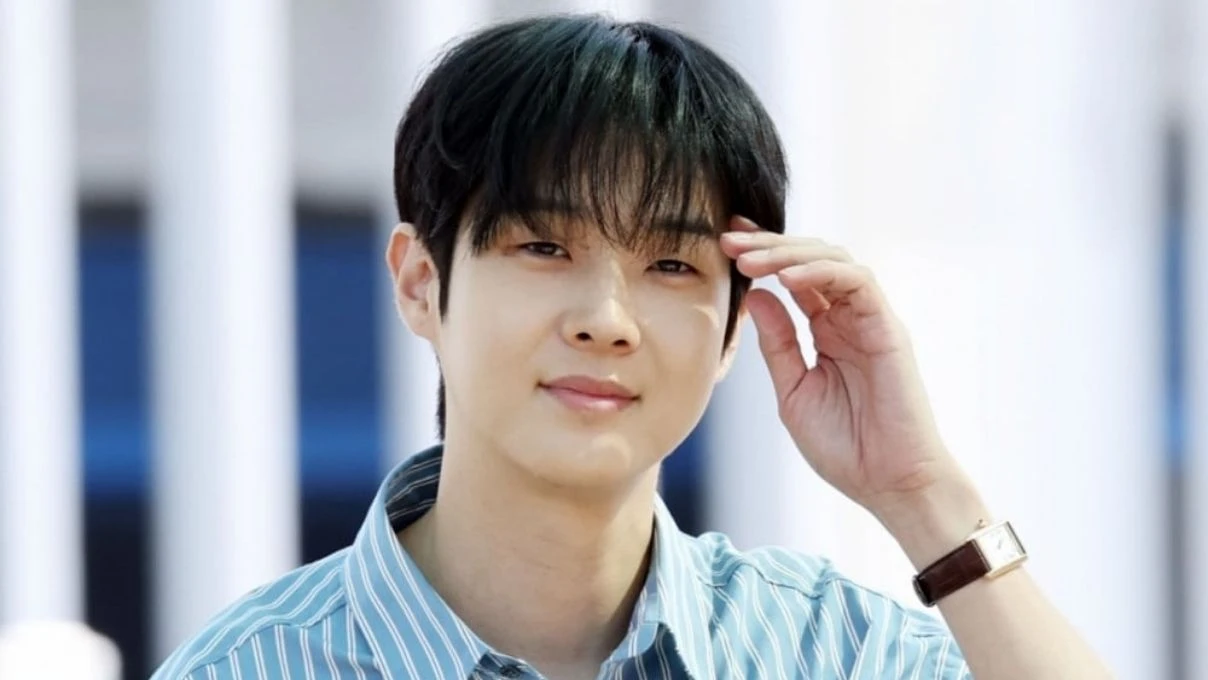 Choi Woo Shike Whale Star The Gyeongseong Mermaid