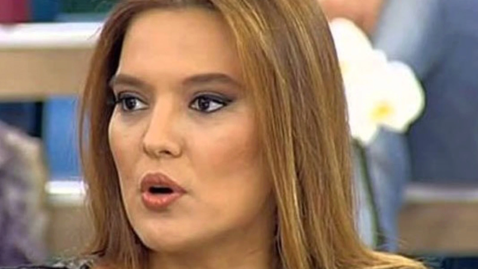 Demet Akalin kiraci yuzunden sattigi evin arkasindan kararini verdi O aciklamasi dikkat cekti