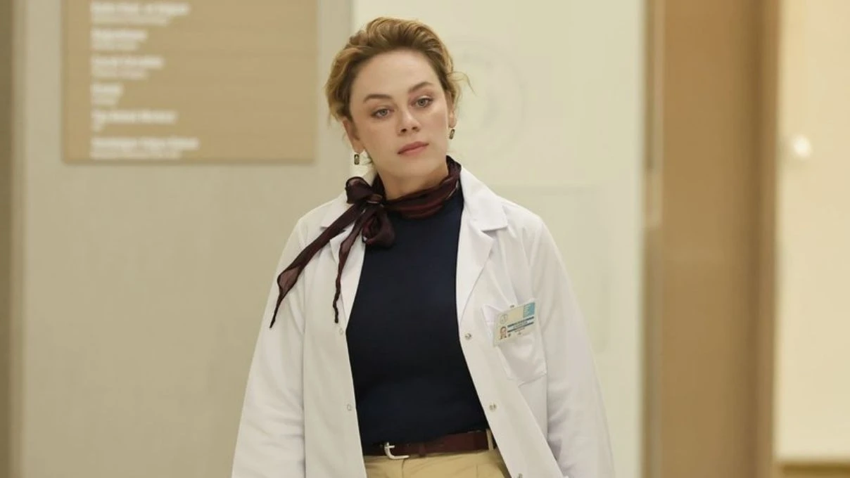 Bahar dizisi çekimleri durduruldu! Demet Evgar apar topar gözaltına alındı