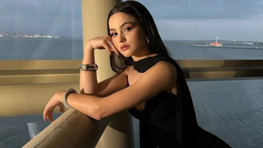 Derya Pınar Ak kimdir kaç yaşında? Derya Pınar Ak nereli hangi dizilerde oynadı? 