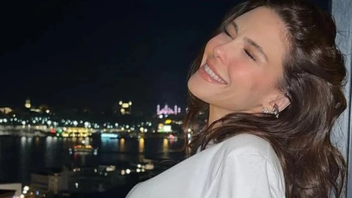 Dilara Aksuyek 2