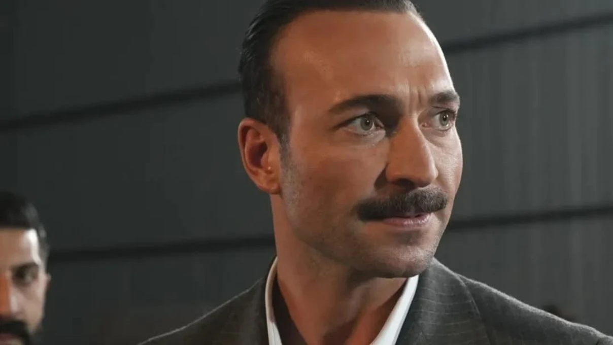 ESREF RUYADA ESREFE PUSU KURAN KIM