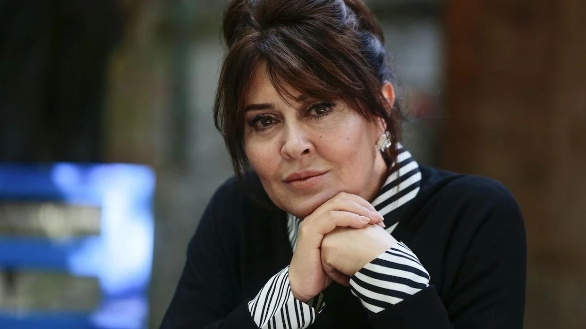 Ebru Nil Aydin Esref Ruya dizisine dahil oldu Savci Hanim roluyle ekranlara geri donuyor