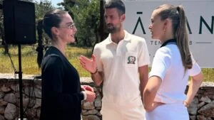 Ece Sukan unlu tenisci Novak Djokovic 3