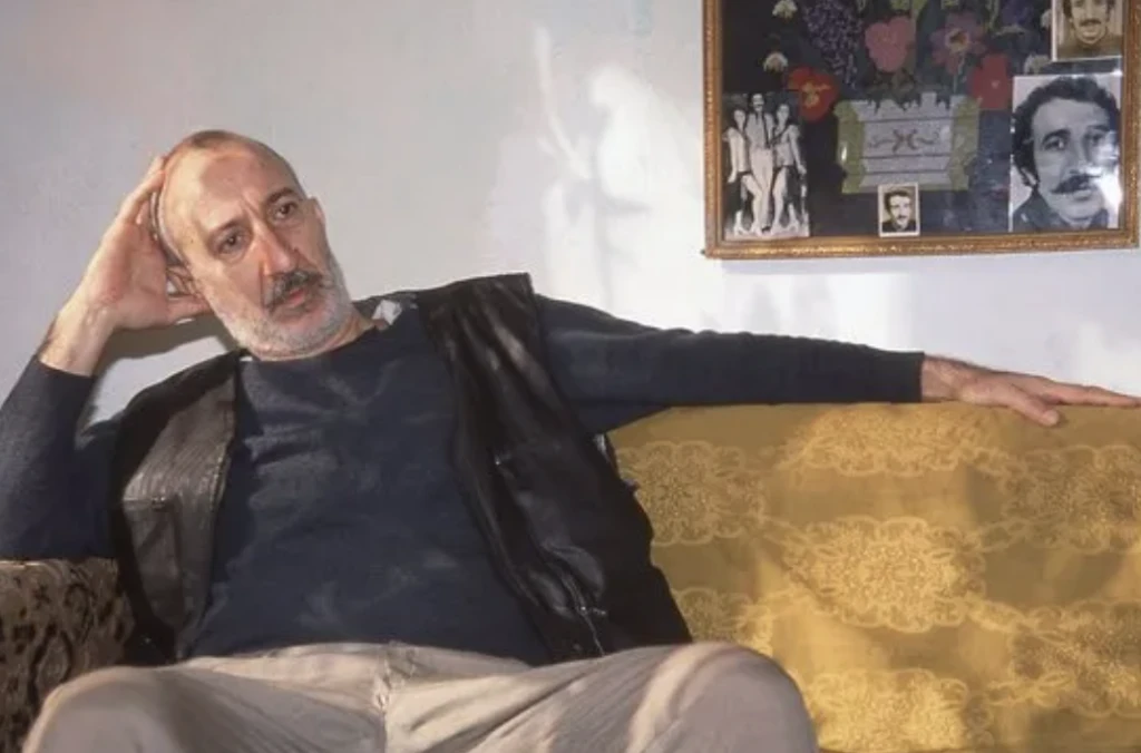 Şemsi İnkaya’dan Benim Adım Aylamaz setine veda! Usta oyuncuya ekipten alkış yağmuru 8 Ekran Resmi 2025 10 13 19.40.02