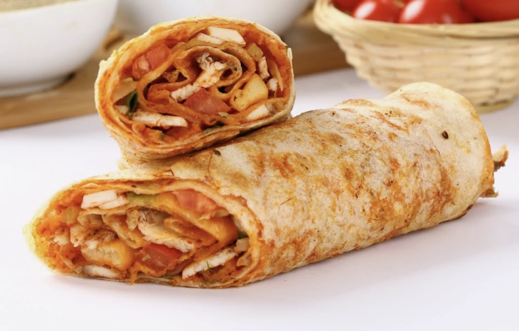 MasterChef evde soslu tavuk döner yapımı! Artık kimse hazır almayacak, lokanta lezzetini evinize taşıyın 8 Ekran Resmi 2025 10 23 06.59.34