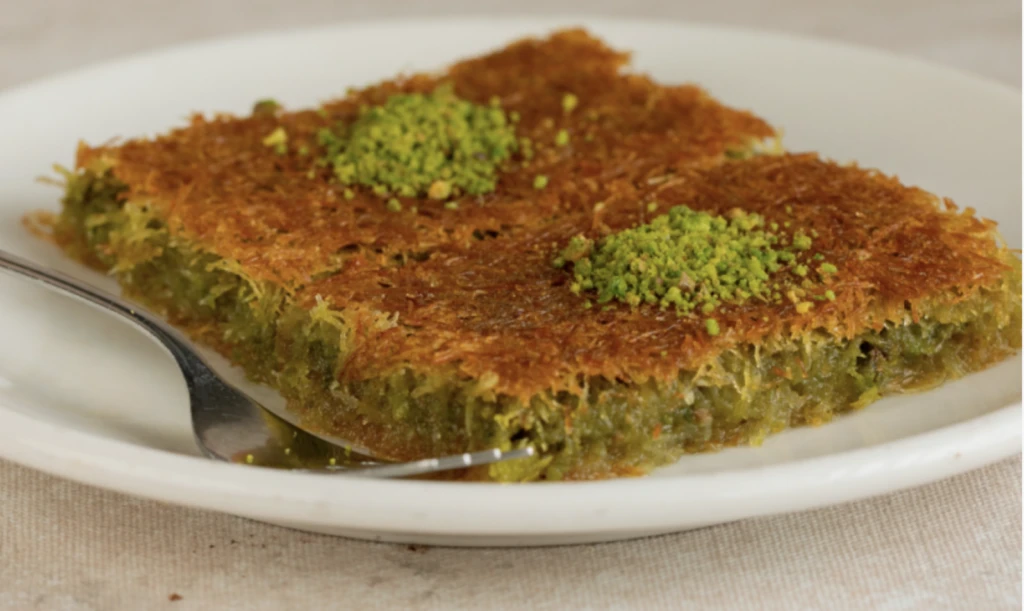 MasterChef kesme kadayıf tarifi! Dışı çıtır çıtır içi yumuşacık, bu tarifi kaydetmeyen çok şey kaybeder! 7 Ekran Resmi 2025 10 23 08.09.47